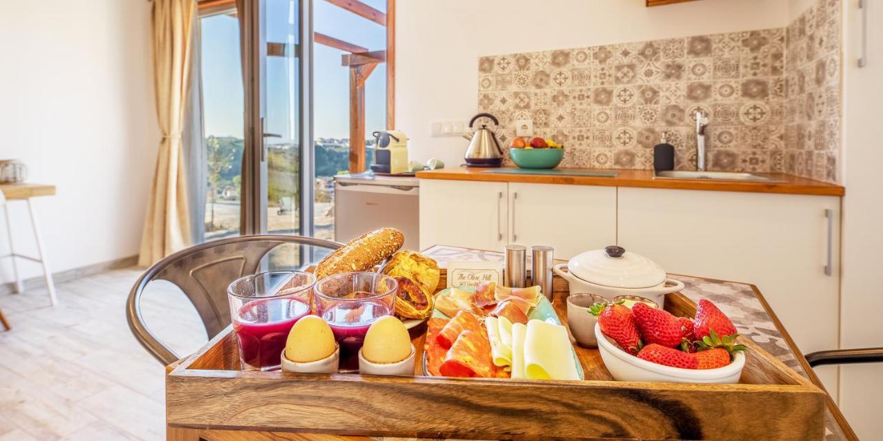 The Olive Hill Guesthouse Батала Екстериор снимка