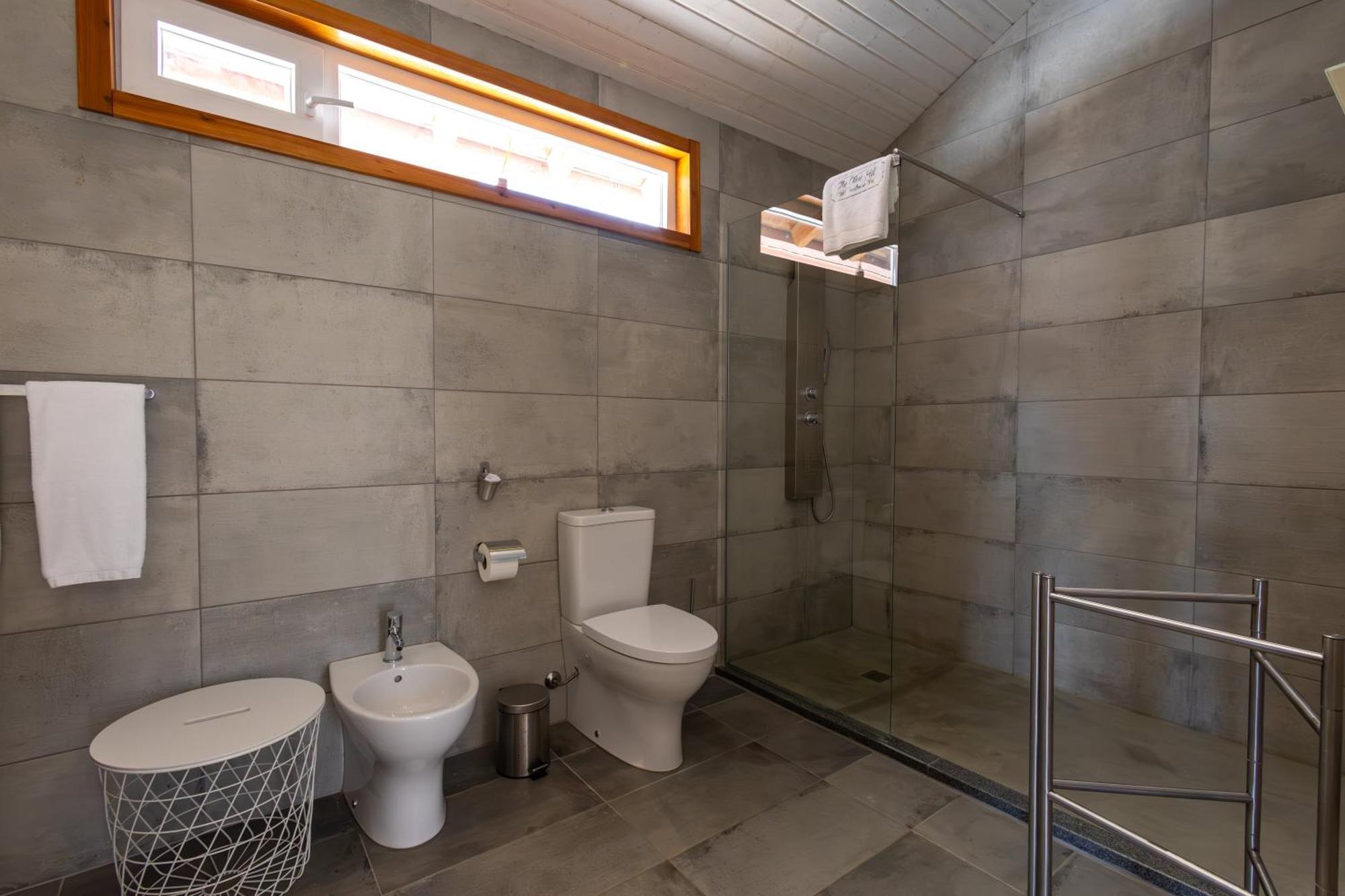 The Olive Hill Guesthouse Батала Екстериор снимка