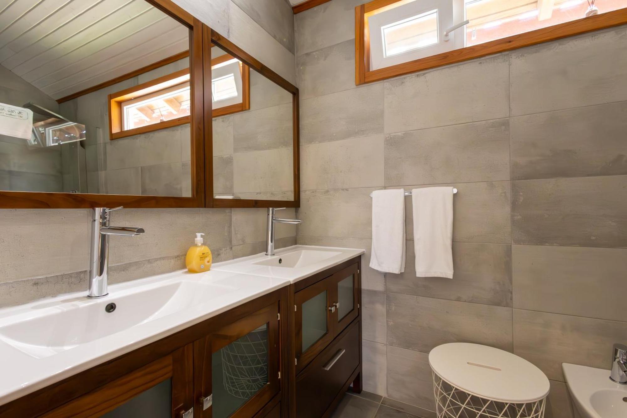 The Olive Hill Guesthouse Батала Екстериор снимка